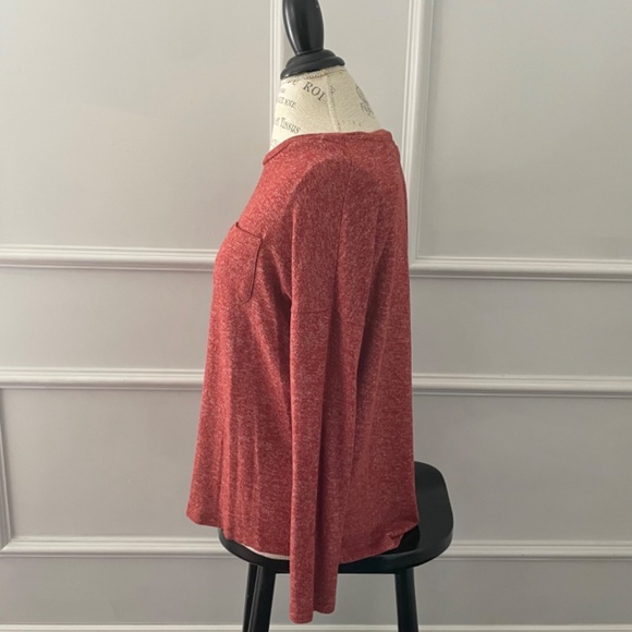 Long sleeve Heather Clay red single breast pocket slouchy drop shoulder shirt - Picture 4 of 8